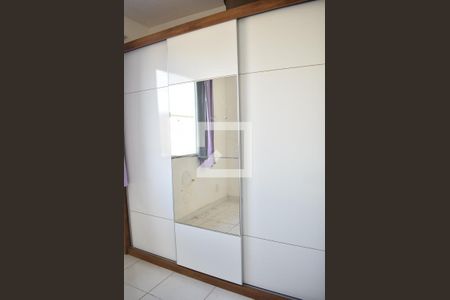 Quarto 1 - Armário de casa para alugar com 2 quartos, 60m² em Campo Grande, Rio de Janeiro