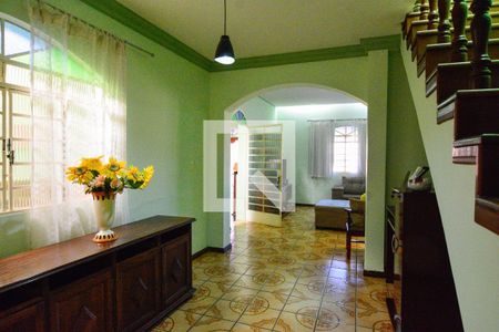 Sala de casa à venda com 3 quartos, 300m² em Dom Bosco, Belo Horizonte