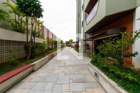 Apartamento para alugar com 185m², 4 quartos e 3 vagas Apartamento para alugar com 185m², 4 quartos e 3 vagasÁrea Comum