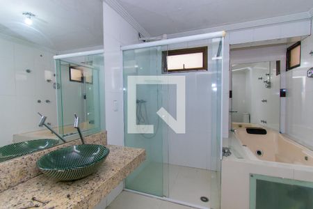 Apartamento para alugar com 185m², 4 quartos e 3 vagas Apartamento para alugar com 185m², 4 quartos e 3 vagasBanheiro da Suíte Master