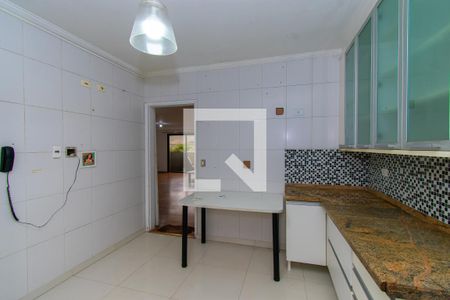 Apartamento para alugar com 185m², 4 quartos e 3 vagas Apartamento para alugar com 185m², 4 quartos e 3 vagasCozinha