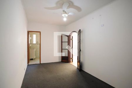 Suíte de casa à venda com 4 quartos, 291m² em Rudge Ramos, São Bernardo do Campo