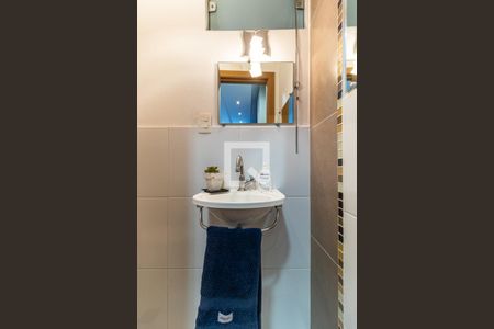 Lavabo de apartamento à venda com 2 quartos, 102m² em Perdizes, São Paulo