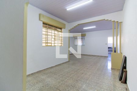 Casa para alugar com 100m², 2 quartos e sem vagaSala