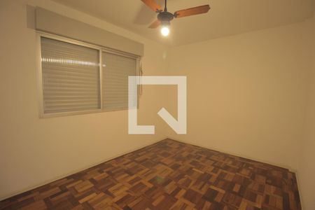 Quarto 1 de apartamento para alugar com 2 quartos, 58m² em Higienópolis, Porto Alegre