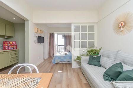 Sala de kitnet/studio para alugar com 1 quarto, 30m² em Campos Elíseos, São Paulo