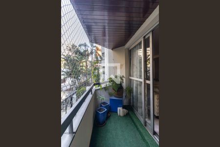 Varanda da Sala de apartamento à venda com 4 quartos, 198m² em Jardim Europa, São Paulo