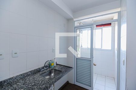 Cozinha de apartamento para alugar com 1 quarto, 32m² em Parque Independencia, São Paulo