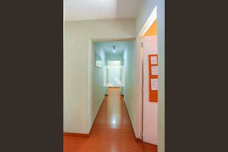 Corredor de apartamento para alugar com 3 quartos, 147m² em Real Parque, São Paulo