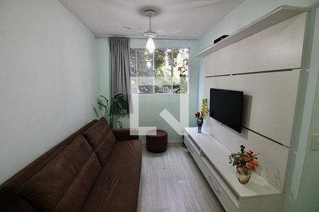 Sala de apartamento à venda com 2 quartos, 55m² em Vargem Pequena, Rio de Janeiro