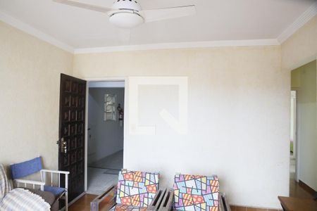 Sala de apartamento para alugar com 3 quartos, 83m² em Tupi, Praia Grande