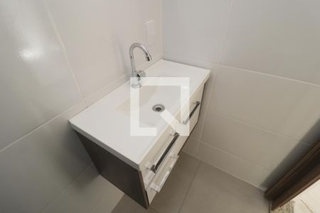 Lavabo de apartamento para alugar com 4 quartos, 80m² em Várzea da Barra Funda, São Paulo