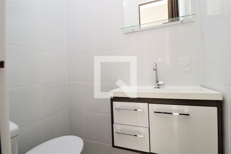 Lavabo de apartamento para alugar com 4 quartos, 80m² em Várzea da Barra Funda, São Paulo