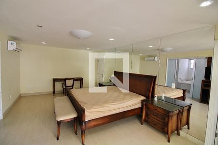 Suíte 1 de casa de condomínio à venda com 5 quartos, 1113m² em Barra da Tijuca, Rio de Janeiro