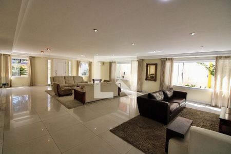Sala de casa de condomínio à venda com 5 quartos, 1113m² em Barra da Tijuca, Rio de Janeiro