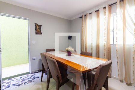 Sala  de casa à venda com 3 quartos, 180m² em Quitaúna, Osasco