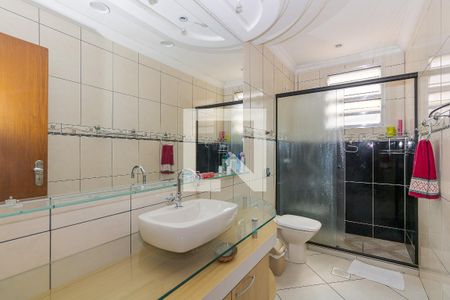 Banheiro de apartamento à venda com 3 quartos, 70m² em Cristo Redentor, Porto Alegre