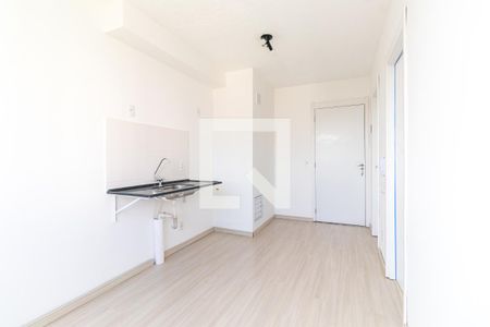 Sala/Cozinha de apartamento à venda com 1 quarto, 24m² em Cidade Ademar, São Paulo