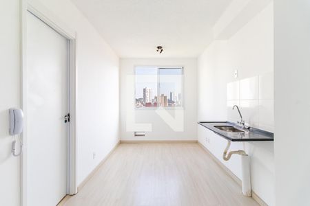 Sala/Cozinha de apartamento à venda com 1 quarto, 24m² em Cidade Ademar, São Paulo