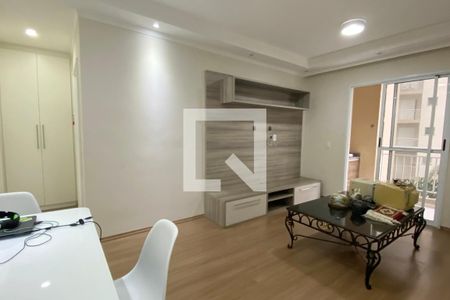 Sala de apartamento para alugar com 2 quartos, 76m² em Jardim Tupanci, Barueri