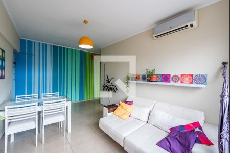 Sala de apartamento para alugar com 2 quartos, 75m² em Ponta da Praia, Santos