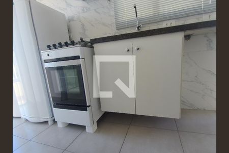 Cozinha - Armários e fogão de kitnet/studio para alugar com 1 quarto, 17m² em Vila Paulista, Guarulhos