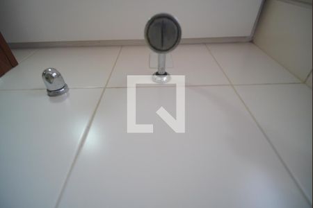 Detalhe do Banheiro da Suite de apartamento para alugar com 2 quartos, 205m² em Centro, São Leopoldo