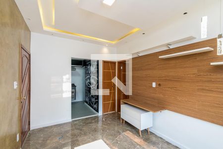 Sala de apartamento para alugar com 1 quarto, 40m² em Olaria, Rio de Janeiro