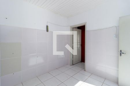 Cozinha de casa para alugar com 1 quarto, 40m² em Vila Invernada, São Paulo