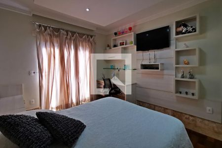 Casa de condomínio à venda com 585m², 5 quartos e 6 vagas Casa de condomínio à venda com 585m², 5 quartos e 6 vagasQuarto 3