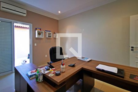 Casa de condomínio à venda com 585m², 5 quartos e 6 vagas Casa de condomínio à venda com 585m², 5 quartos e 6 vagasQuarto 1