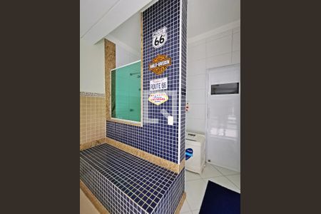 Casa de condomínio à venda com 585m², 5 quartos e 6 vagas Casa de condomínio à venda com 585m², 5 quartos e 6 vagasDetalhe