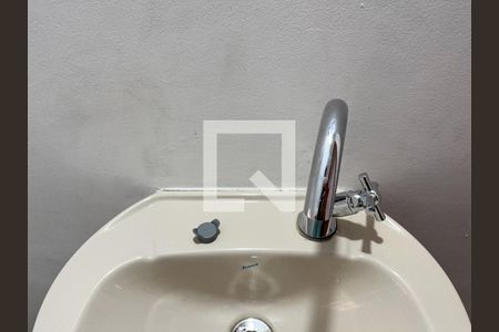 Lavabo de casa para alugar com 4 quartos, 126m² em Parque Jabaquara, São Paulo