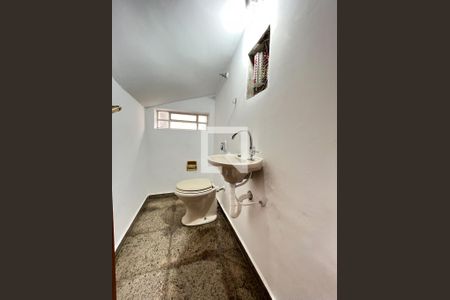 Lavabo de casa para alugar com 4 quartos, 126m² em Parque Jabaquara, São Paulo