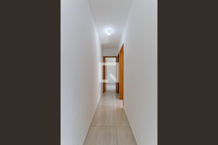 Corredor Quartos de apartamento para alugar com 2 quartos, 44m² em Vila Irmaos Arnoni, São Paulo