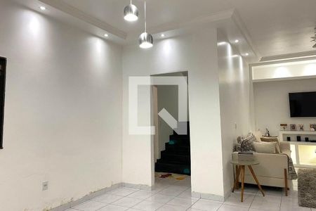 Sala 1 de casa para alugar com 2 quartos, 180m² em Circular, Duque de Caxias