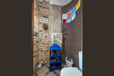 Banheiro  de casa para alugar com 1 quarto, 120m² em São José, Canoas