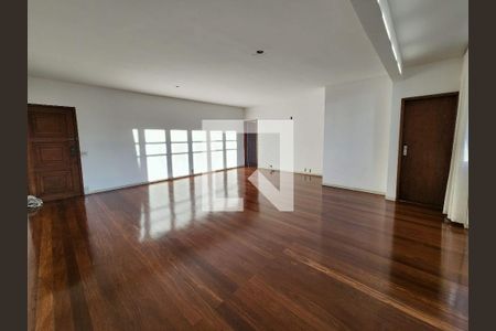 Apartamento à venda com 230m², 4 quartos e 2 vagasSala