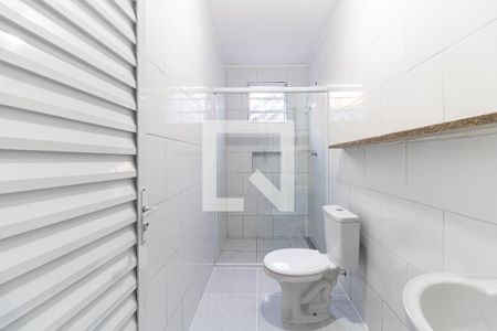 Banheiro de kitnet/studio para alugar com 1 quarto, 25m² em Sacomã, São Paulo