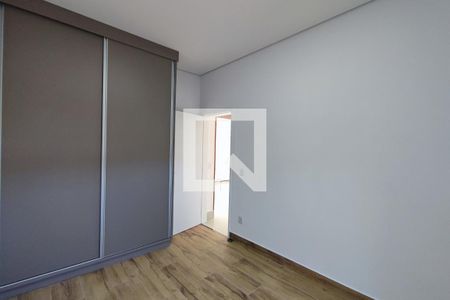 Quarto Suíte 1 de casa de condomínio à venda com 3 quartos, 235m² em Swiss Park, Campinas