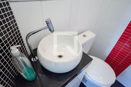 Lavabo de casa para alugar com 2 quartos, 80m² em Candelária, Belo Horizonte