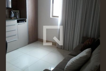 Apartamento à venda com 4 quartos, 205m² em Santa Rosa, Belo Horizonte