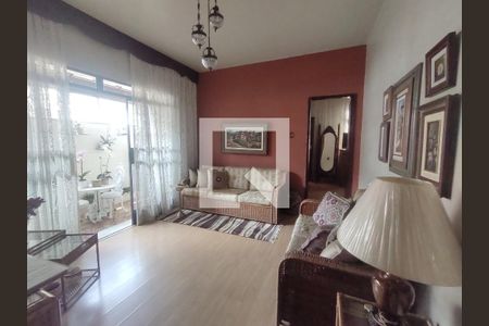 Casa à venda com 3 quartos, 325m² em Horto, Belo Horizonte
