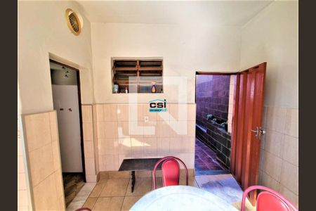 Casa à venda com 4 quartos, 138m² em Ipê, Belo Horizonte