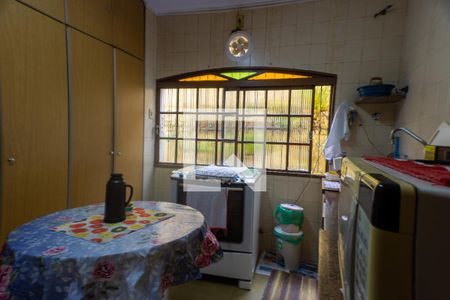 Cozinha de casa à venda com 5 quartos, 319m² em Vila Ipojuca, São Paulo
