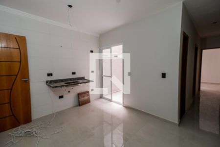 Sala e cozinha de apartamento à venda com 2 quartos, 42m² em Parque das Nações, Santo André