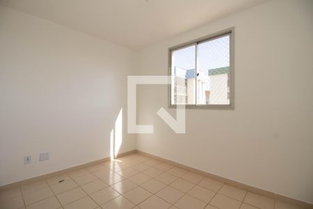 Quarto 1 de apartamento para alugar com 2 quartos, 52m² em Samambaia Sul (samambaia), Brasília