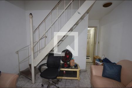 Sala de apartamento à venda com 2 quartos, 60m² em Brás de Pina, Rio de Janeiro