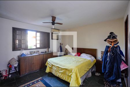 Quarto 1 de casa à venda com 4 quartos, 280m² em Piratininga, Niterói