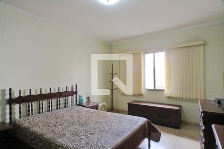 Quarto 1 de casa à venda com 5 quartos, 240m² em Santa Teresinha, São Paulo